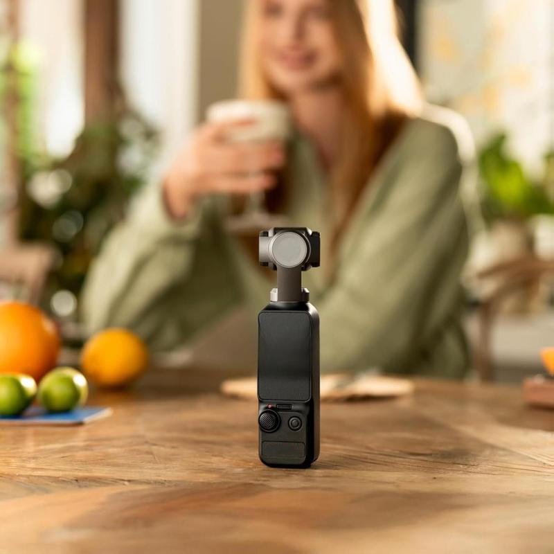 Ultra 4K Auto-Tracking Vlog Pro Camera